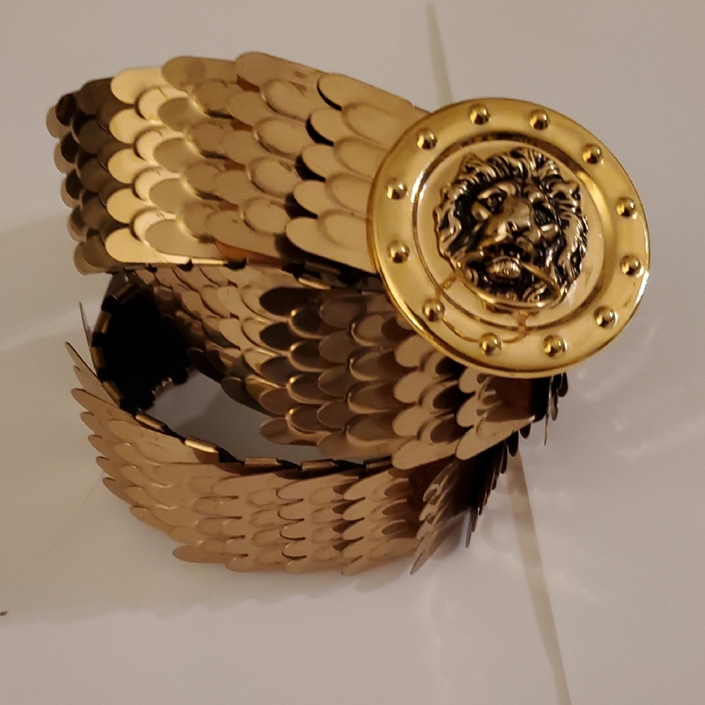 New Gold Lion Head Metal Stretchy Belt Total Length 26" Fits From M Up To Xl - Picture 2 of 9